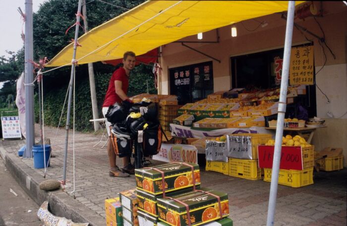 Stärkung beim  Orangenkauf