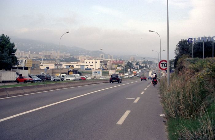 die Anfahrt auf der N193 nach Bastia 