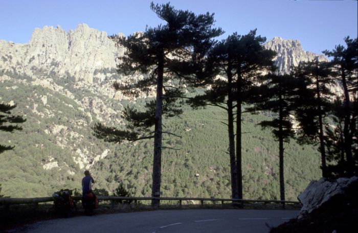 Fotostopp mit Blick auf die Berge