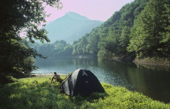 unsere tolle Zeltstelle am Stausee